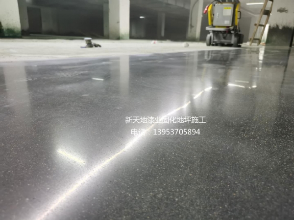 車庫地坪漆施工方案和價格？